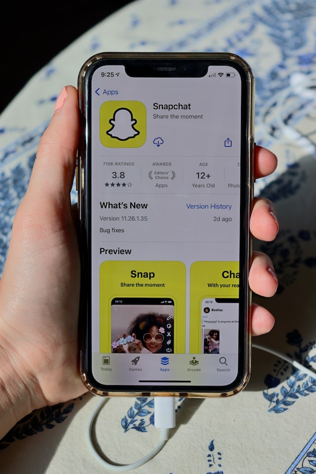 snapchat app on iphone